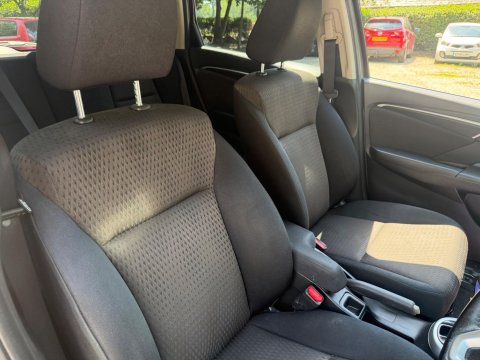 Honda Jazz 1.3 i-VTEC EX CVT Euro 6 (s/s) 5dr 13
