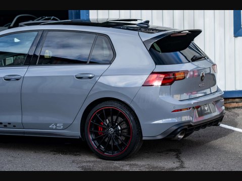 Volkswagen Golf 2.0 Golf GTi Clubsport 45 TSi Semi-Auto 5dr 23