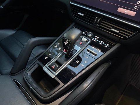 Porsche Cayenne V6 PLATINUM EDITION 22