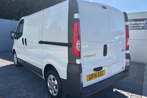 Renault Trafic SL27 115ps dCi Panel Van - Low Miles 2