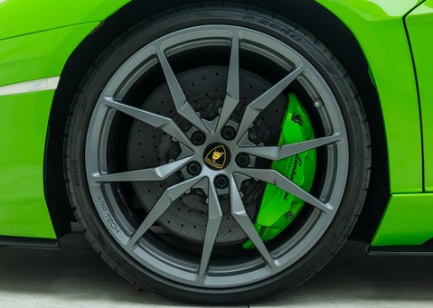 Lamborghini Aventador S LP 740-4 