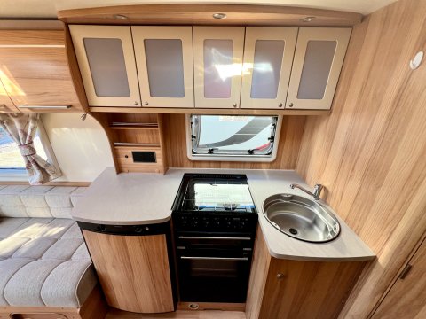 Bailey Pegasus Genoa GT65  19