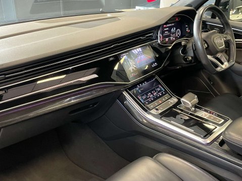 Audi Q7 3.0 Q7 Black Edition 50 TDI MHEV Quattro Auto 4WD 5dr 29