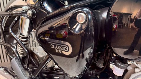 Royal Enfield Classic 2023 ONLY 2K OUTSTANDING CONDITION LONG MOT 350CC A2 30
