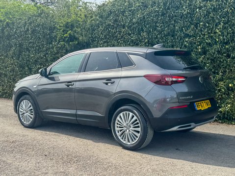 Vauxhall Grandland X 1.2 Turbo Sport Nav Hatchback 5dr Petrol Manual Euro 6 32