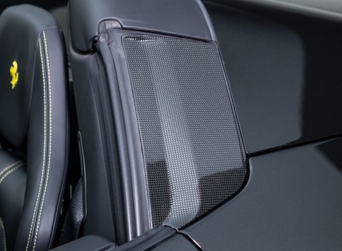 Ferrari 458 SPIDER 40