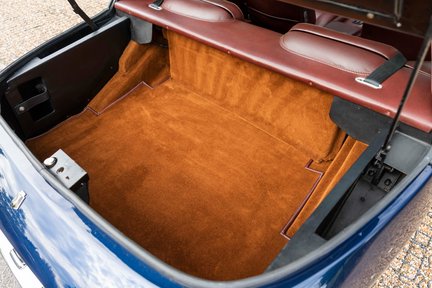 Jensen Interceptor III ‘S’ 37