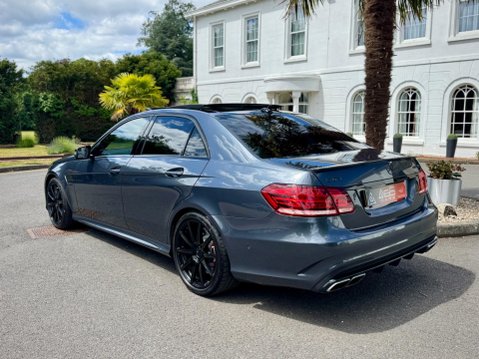 Mercedes-Benz E Class 5.5 E63 V8 BiTurbo AMG SpdS MCT Euro 6 (s/s) 4dr 27