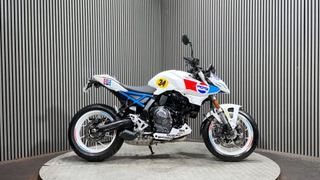 Suzuki GSX 2024 1 OF 5 DREAM MACHINE PEPSI PAINT WORK LONG MOT 800CC 1