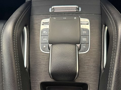 Mercedes-Benz GLE 2.0 GLE 300 AMG Line Premium+ D 4Matic Auto 4WD 5dr 35