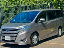 Toyota Noah Hybrid 1.8