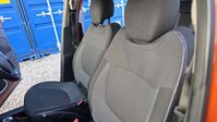 Renault Captur 1.2 TCe ENERGY Dynamique Nav SUV 5dr Petrol Auto Euro 6 (s/s) (120 ps) 34