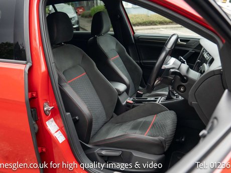 Volkswagen Golf 2.0 Golf GTi Performance TSi 5dr 8