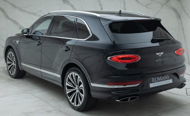 Bentley Bentayga V8 AZURE 12