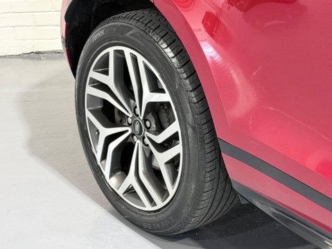 Land Rover Range Rover Evoque 1.5 P300e 12.2kWh R-Dynamic HSE Auto 4WD Euro 6 (s/s) 5dr 9