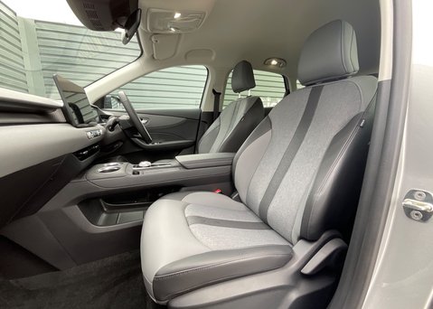 MG MGS5 EV 64kWh TROPHY 15