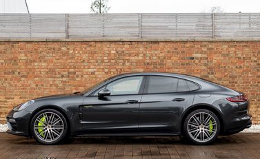 Porsche Panamera Turbo S E-Hybrid 2