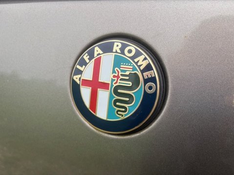 Alfa Romeo 166 T.SPARK 16V LUSSO 8