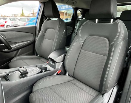 Nissan Qashqai 1.3 Qashqai Acenta Premium T MHEV CVT 5dr 70