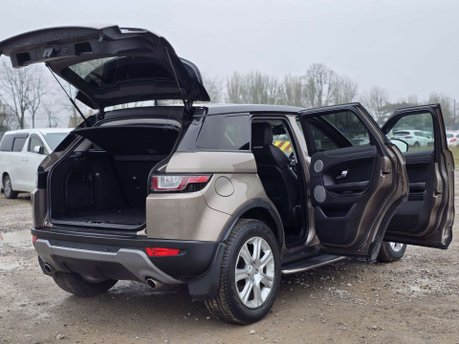 Land Rover Range Rover Evoque 2.0 TD4 SE Tech SUV 5dr Diesel Auto 4WD Euro 6 (s/s) (180 ps) 14