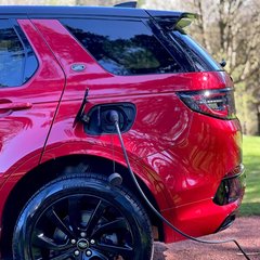 Land Rover Discovery Sport R-DYNAMIC HSE PHEV 2