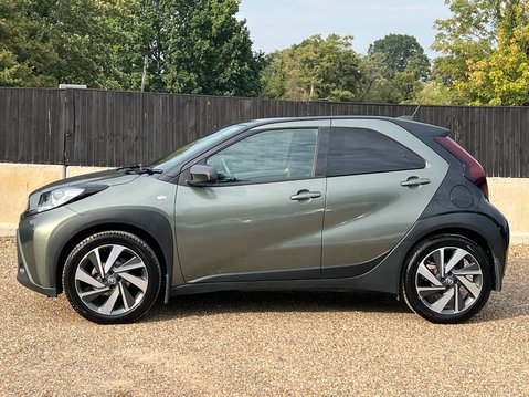 Toyota Aygo X VVT-I EDGE 6