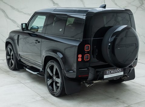 Land Rover Defender 90 V8 P525 9