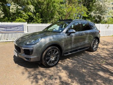 Porsche Cayenne D V6 TIPTRONIC S 4