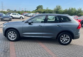 Volvo XC60 D4 MOMENTUM AWD AUTO 10