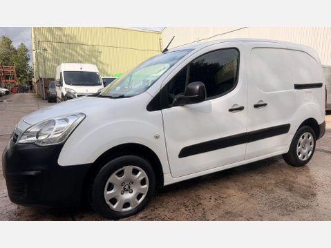 Peugeot Partner 1.6 BlueHDi 854 Professional Panel Van 5dr Diesel Manual L1 (112 g/km, 97.6 15