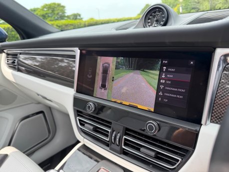 Porsche Macan S PDK 7