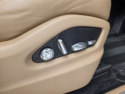 Porsche Cayenne 3.0 V6 E-Hybrid 17.9kWh SUV 5dr Petrol Plug-in Hybrid TiptronicS 4WD Euro 6 30