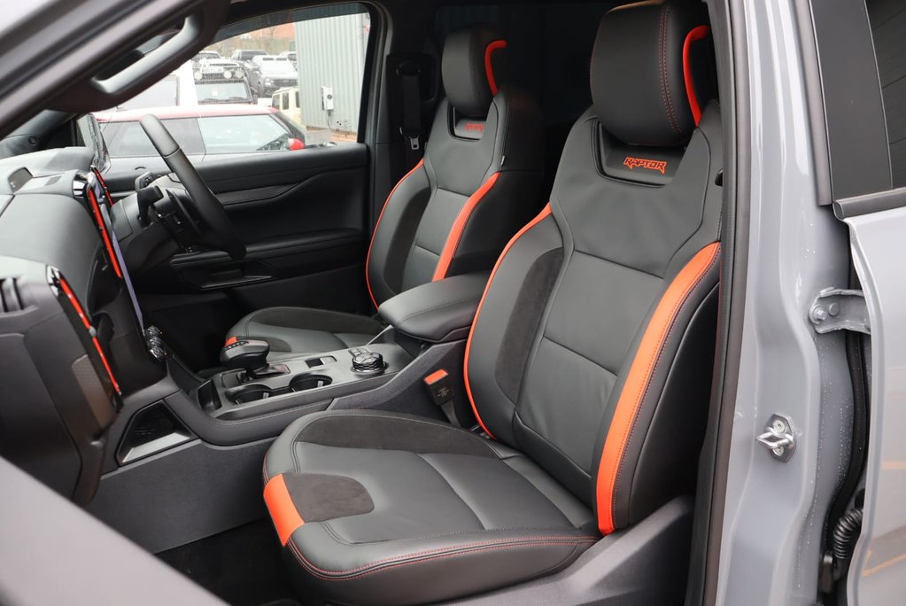 Ford Ranger 2025 BRAND NEW 3.0 V6 RAPTOR OVER 9K SEEKER STYLING ADDED LOOKS STUNNING 32