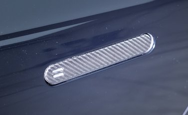 Aston Martin Vanquish S Ultimate 35