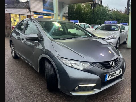 Honda Civic 1.8 i-VTEC EX Euro 5 (s/s) 5dr 5