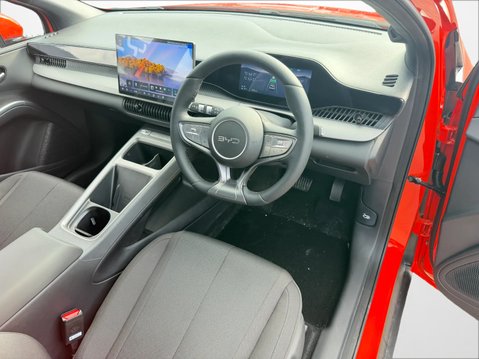 BYD Dolphin G 1.5 DM-i Boost 5dr Auto 19