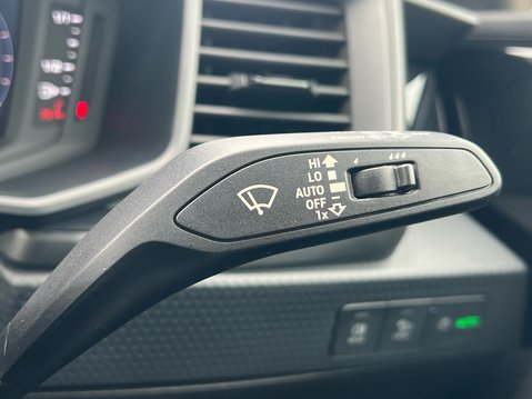 Audi A1 SPORTBACK TFSI TECHNIK 34