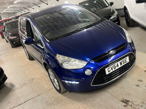 Ford S-Max 2.0 TDCi Titanium Euro 5 5dr 4