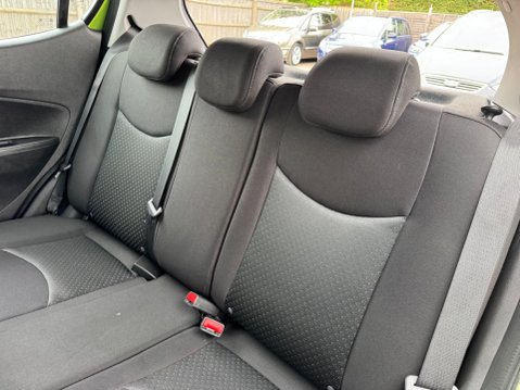 Vauxhall Viva 1.0i SE Euro 6 5dr 40