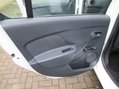 Dacia Sandero 1.0 SCe Ambiance Euro 6 5dr 41