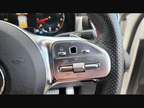 Mercedes-Benz A Class A 250 AMG LINE PREMIUM 25