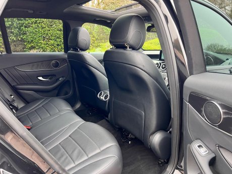 Mercedes-Benz GLC 2.1 GLC250d AMG Line (Premium) G-Tronic+ 4MATIC Euro 6 (s/s) 5dr 30