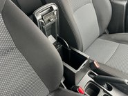 Suzuki Vitara SZ-T BOOSTERJET MHEV 29