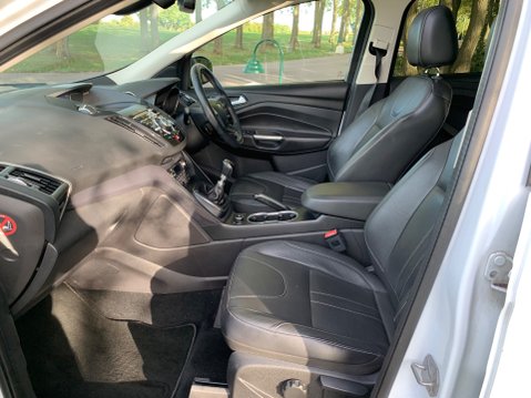 Ford Kuga TITANIUM X 29