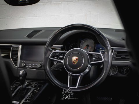 Porsche Macan 3.0 Macan S D Semi-Auto 4WD 5dr 41