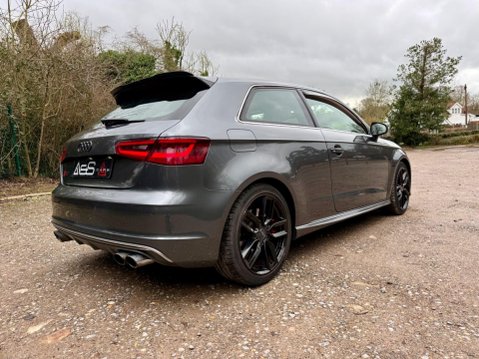 Audi S3 2.0 TFSI S Tronic quattro Euro 6 (s/s) 3dr (Nav) 17