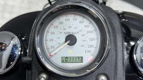 Harley-Davidson Street BOB FXDB 2009 ONLY 11K EXTRAS FITTED LONG MOT 1584 32