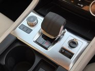 Jaguar F-Pace R-DYNAMIC S 27