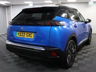 Peugeot 2008 GT PREMIUM 11