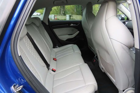 Audi RS3 2.5 TFSI Sportback S Tronic quattro Euro 6 (s/s) 5dr (Nav) 10